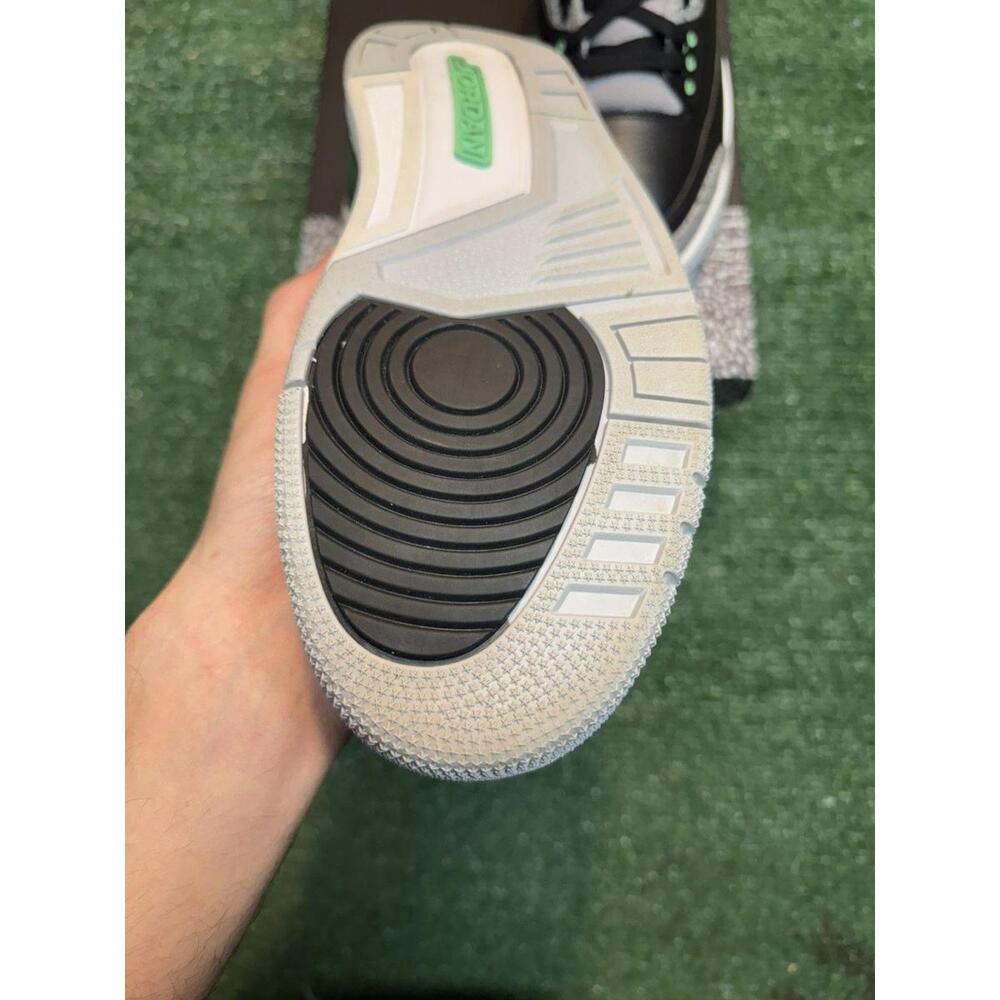 Jordan Retro 3 Green Glow Size 10.5 - Picture 5 of 8